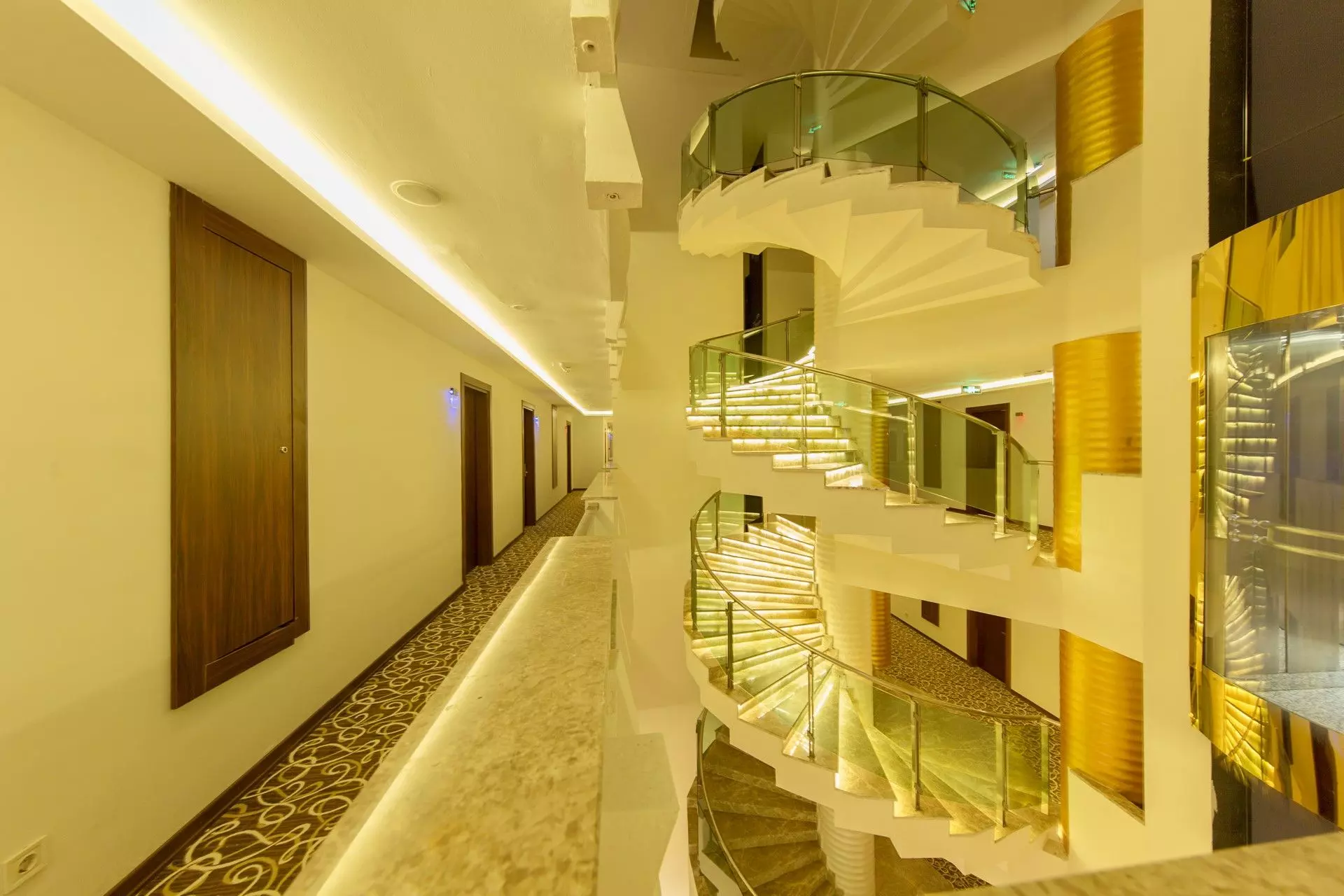 هتل سارپ بلک آنتالیا-2456 هتل سارپ بلک آنتالیا-2456